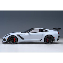 71277 CHEVROLET - 1/18 CORVETTE C7 ZR1 2017 - GREY MET
