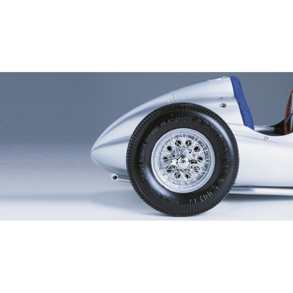 CMC M-018 MERCEDES BENZ W165 1939 1.18