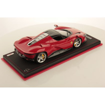 New MR Collection FERRARI DAYTONA SP3 2022 1:18 Model Car RED FE036C