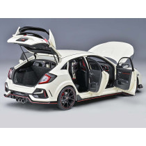 New AUTOart Honda Civic Type R (FK8) 2021 1:18 Model Car White 73220