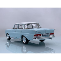183920 1/18 MERCEDES BENZ 220SE (W111) 1965 LIGHT BLUE