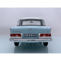 183920 1/18 MERCEDES BENZ 220SE (W111) 1965 LIGHT BLUE
