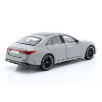 B66961119 1/18 MERCEDES BENZ E (W214) AMG LINE 2024 ALPINE GREY
