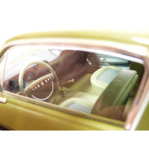 122704 Ford Mustang Fastback GT 1968 Light Green metallic 1:12