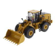 85682 1/50 CATERPILLAR...