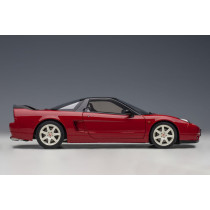 73217 Honda NSX-R (NA2) New Formula Red 1:18 Showcasing Dynamic