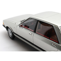 CML133-3 1/18 FORD ENGLAND GRANADA 2.8 GHIA SALOON 1978 SILVER