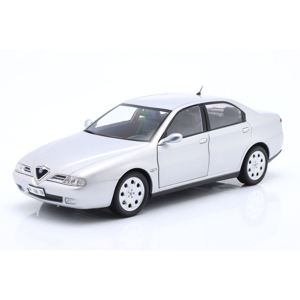 200035 1/18 ALFA ROMEO 166 2.0 V6 TB 1998 BLACK INTERIOR SILVER