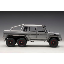 76308 MERCEDES-BENZ G63 AMG 6x6 1:18 Luxury PLATINUM MAGNO