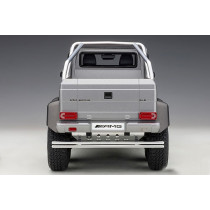 76308 MERCEDES-BENZ G63 AMG 6x6 1:18 Luxury PLATINUM MAGNO