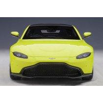 70279 Aston Martin Vantage 2019 (Lime Essence) 1:18 Model Collector