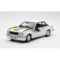 05399 1/18 OPEL ASCONA 400...
