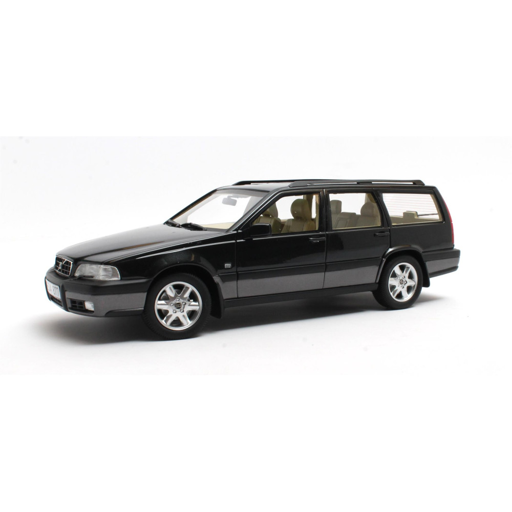 CML181-4 1/18 VOLVO V70 XC CROSS COUNTRY SW WAGON 1996 BLACK