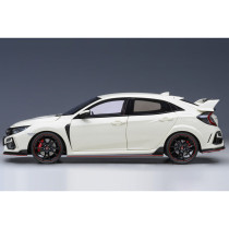 New AUTOart Honda Civic Type R (FK8) 2021 1:18 Model Car White 73220