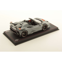 New MR Collection FERRARI SF90 STRADALE 2024 1:18 Model Car GREY FE042SE2