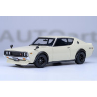 77467 Nissan Skyline 2000...