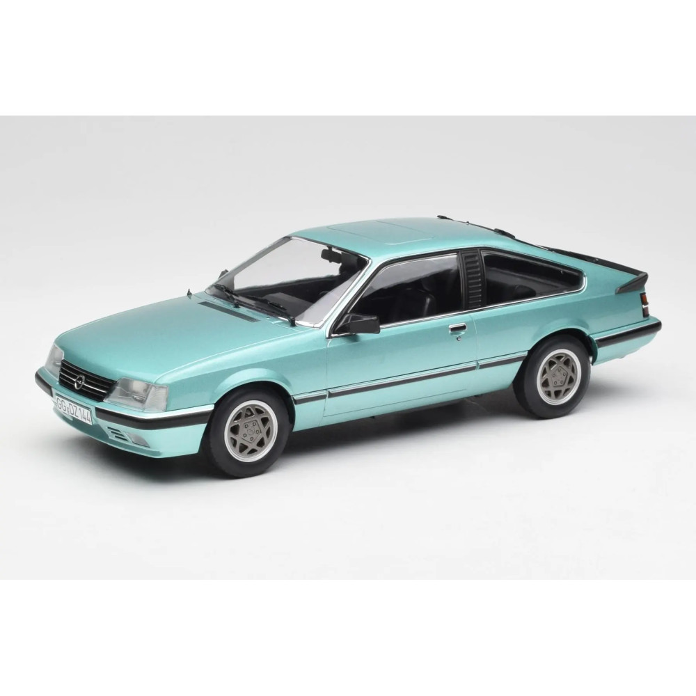 183643 Opel Monza 2.5 E 1983 Beryll Green metallic 1:18