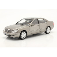 Norev Mercedes Benz S600...