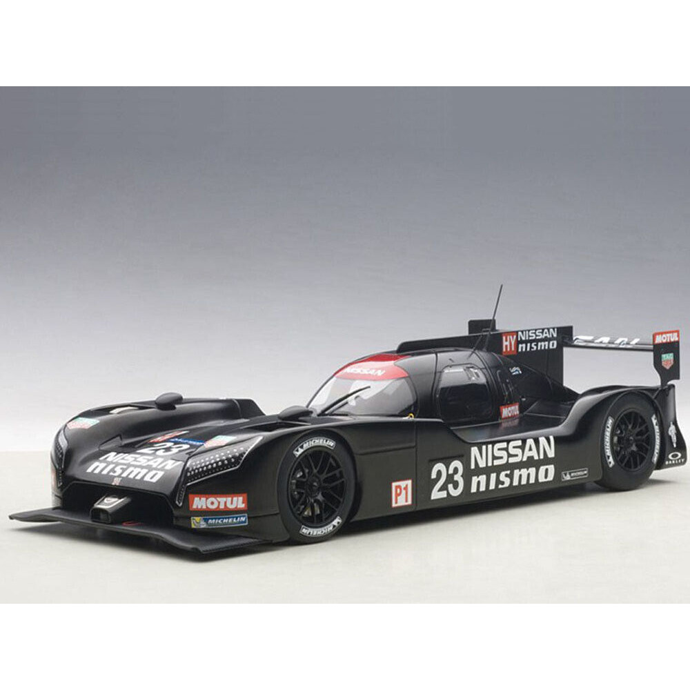 New AUTOart Nissan GT-R NISMO LM 2015 1:18 Model Car Black 81577
