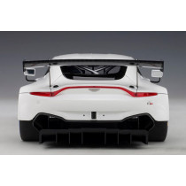 New AUTOart Aston Martin Vantage GTE 1:18 Model Car White 81806