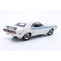 A1806027 1/18 DODGE CHALLENGER R/T 383 MAGNUM COUPE 1971 WHITE