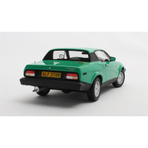 New CULT MODELS TRIUMPH TR7 COUPE 1979 1:18 Model Car GREEN CML115-3
