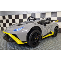 Lamborghini Huracan STO...