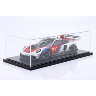 New Spark Porsche 911 GT3 R...