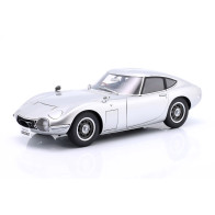 New AUTOart TOYOTA 2000GT...