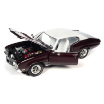 New Autoworld Buick GS Stage 1 Hardtop MCACN 1970 1:18 Model Car AMM1296