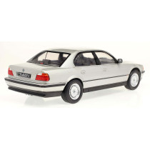 KK180365 BMW 740i E38 1.Serie 1994 silver 1:18