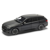 MiniChamps BMW i5 M60...