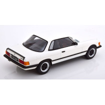 KK180892 Mercedes 500 SLC 6.0 C107 AMG 1985 weiß/mattschwarz 1:18