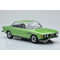 155028034 BMW 3.0 CSI – 1971 – GREEN METALLIC 1:18