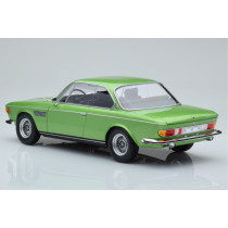 155028034 BMW 3.0 CSI – 1971 – GREEN METALLIC 1:18