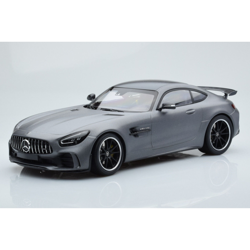 New Minichamps Mercedes AMG GT-R 2021 1:18 Model Car Grey 155036026