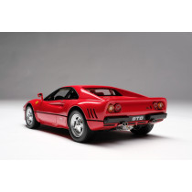 New Amalgam Ferrari 288 GTO 1984 1:18 Model Car Red M5900