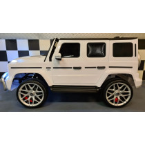 Ride in Luxury with the 24-Volt Mercedes G63 for Two Person White