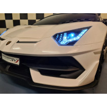 Lamborghini Aventador 24V Electric 2-Person Drift Car Ride-On White