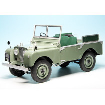 0468 Land Rover 80 open light green 1:12