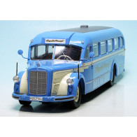 2748 Mercedes-Benz O6600...