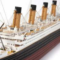 OC14009 RMS Titanic Model Ship