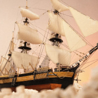 OC12009 HMS Erebus Model Ship
